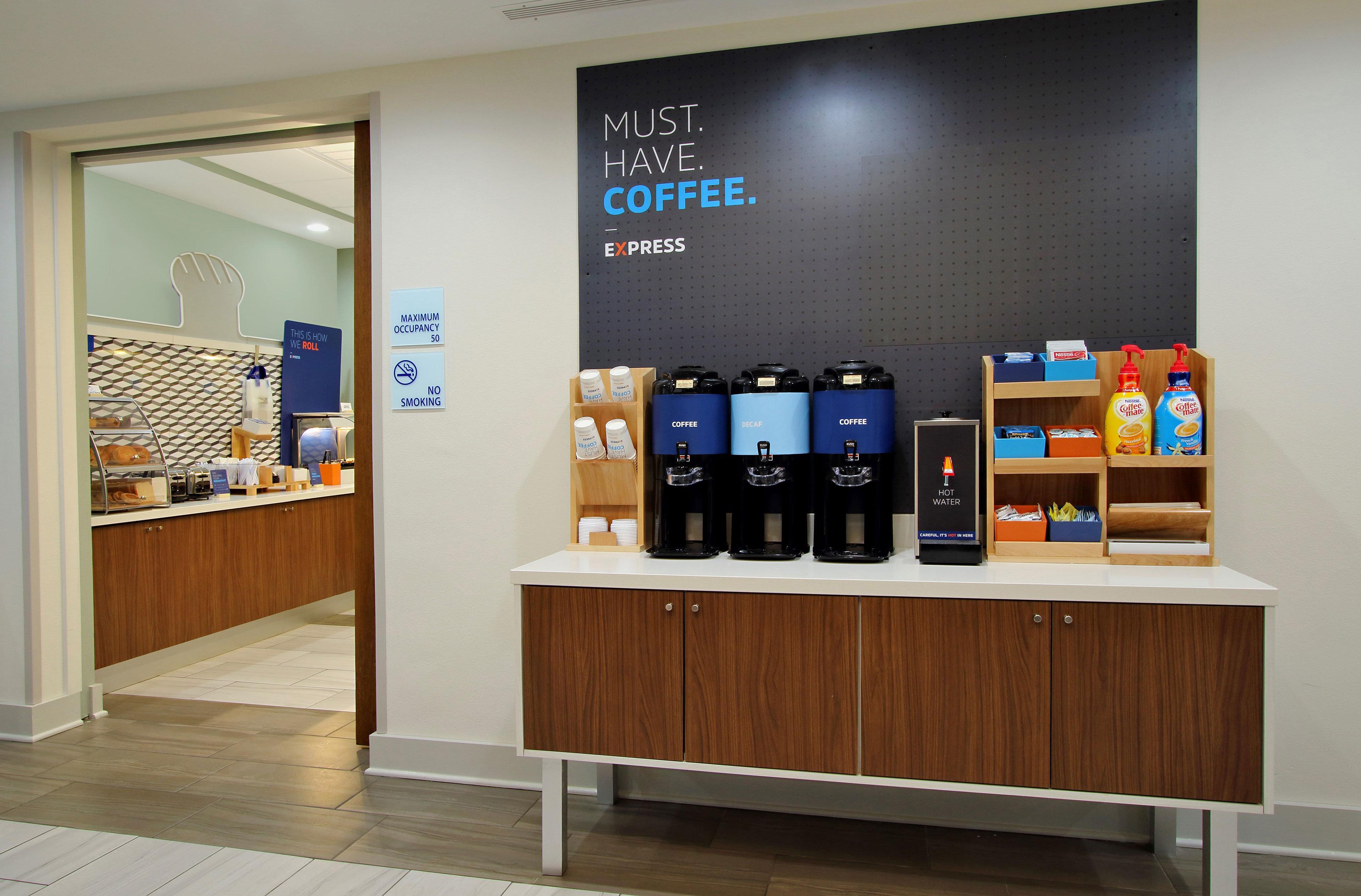 Express & East By Ihg Hotel 2*